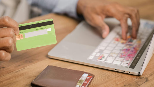 Top e-commerce store in Canada for 2025, showcasing a user-friendly online shopping experience with diverse product offerings and modern website design, perfect for digital shoppers.